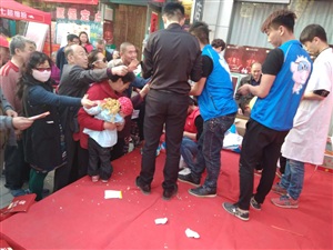 云三七路演大同站